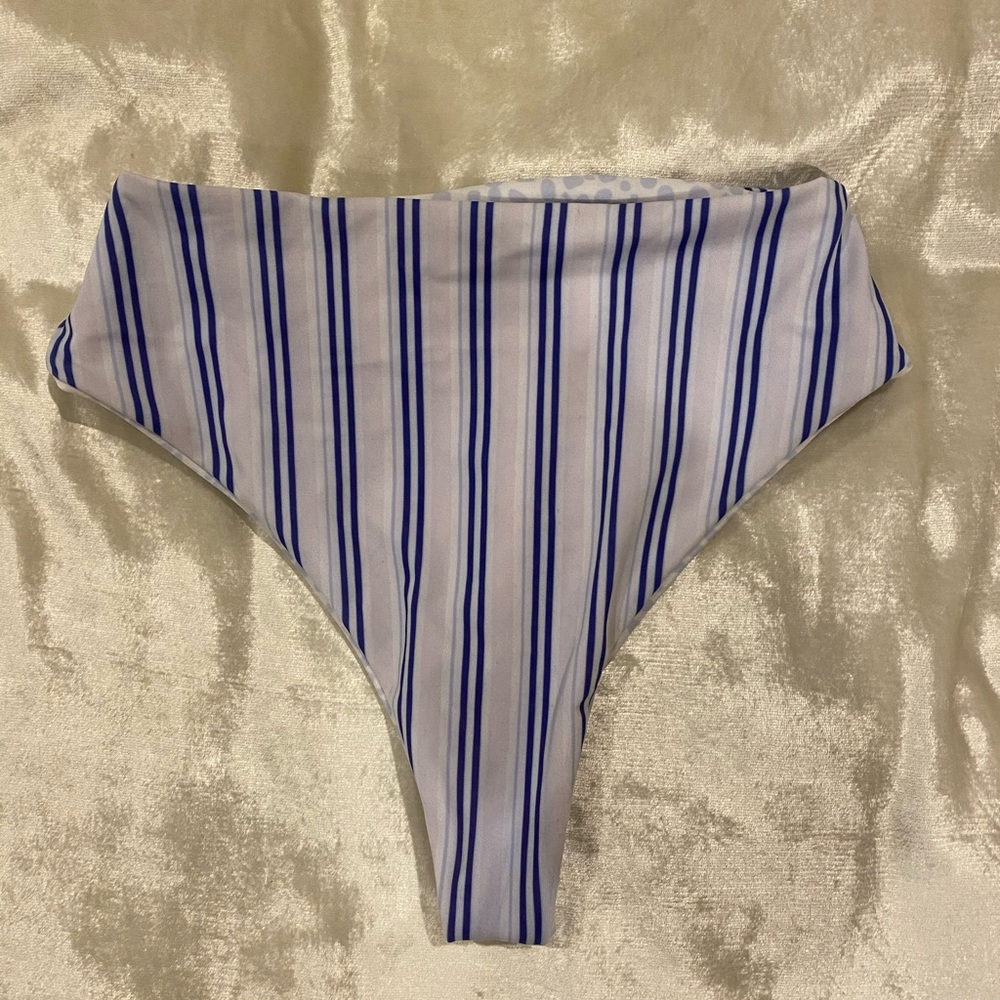 Chelsea’s Cheekies Reversible High Waisted Bikini